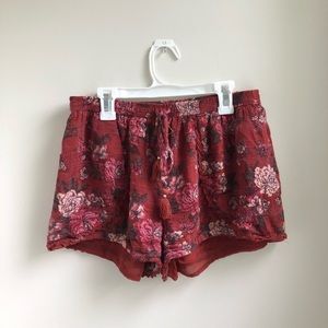 American Eagle Red floral shorts